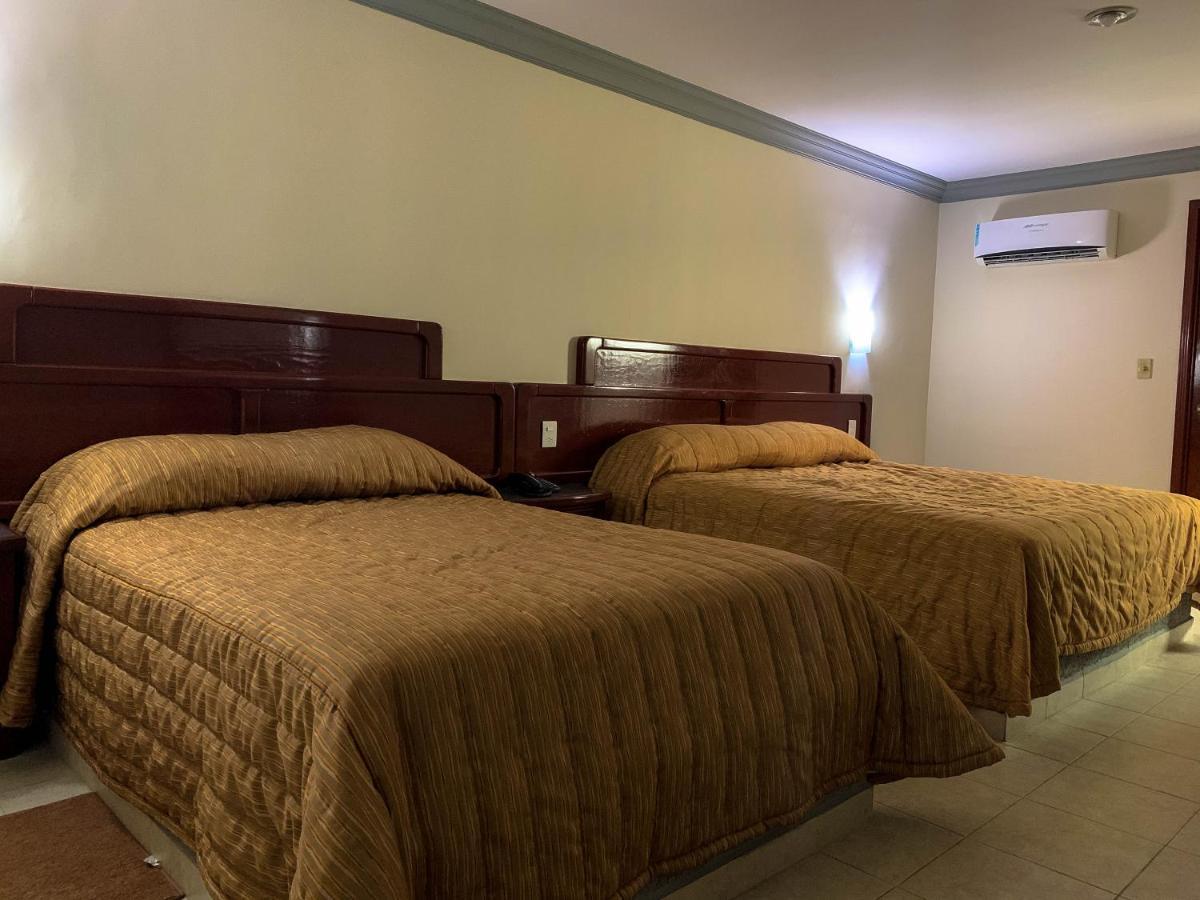 Motel Real Del Sur Moroleon Exterior foto